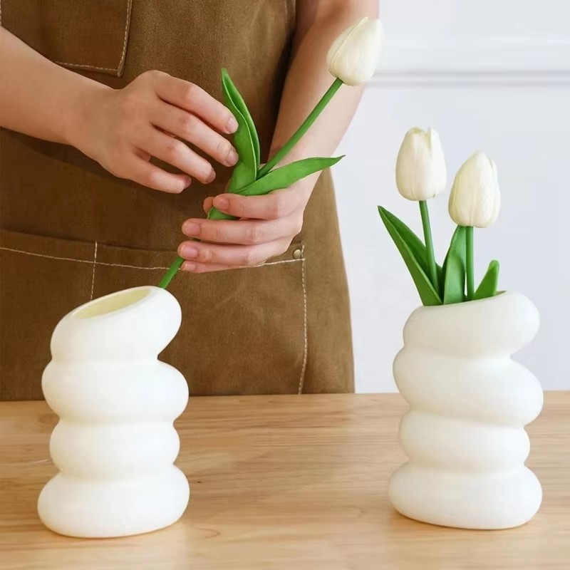 1PC Plastic Spiral White Vase  - Kitchen Appliances In White review and price